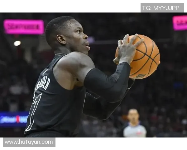 丹尼斯施罗德在NBA赛场上的崛起与挑战之路 丹尼斯施罗德在NBA赛场上的崛起与挑战之路