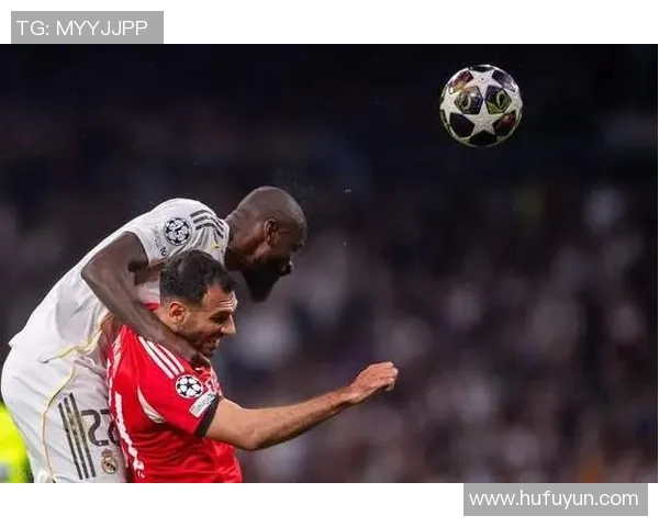 足球明星回应争议称对手并未犯规展现体育精神与公平竞争理念 足球明星回应争议称对手并未犯规展现体育精神与公平竞争理念